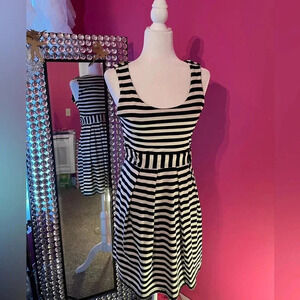 Striped dress sleeveless new